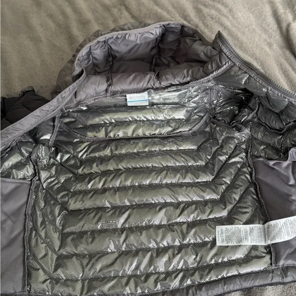 ❌SOLD❌ COLUMBIA BOYS HOODED JACKET - Picture 5 of 9